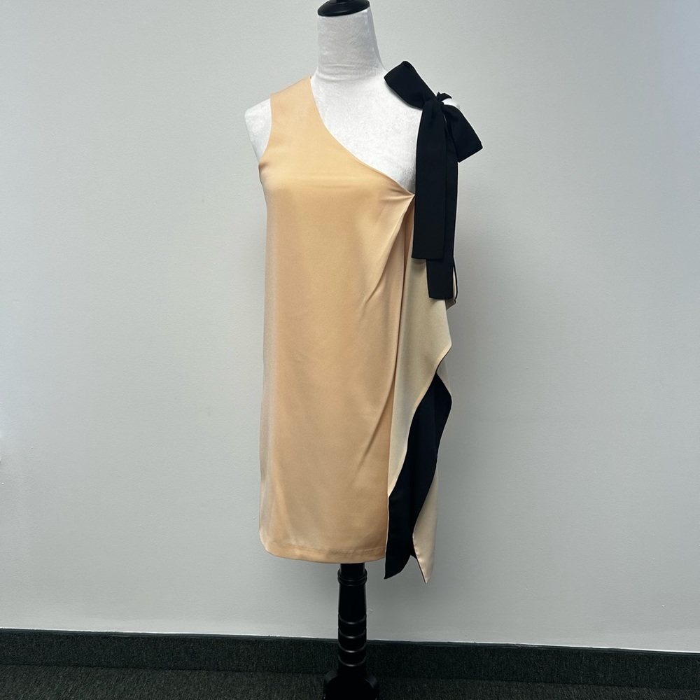 Junior cute cream color dress